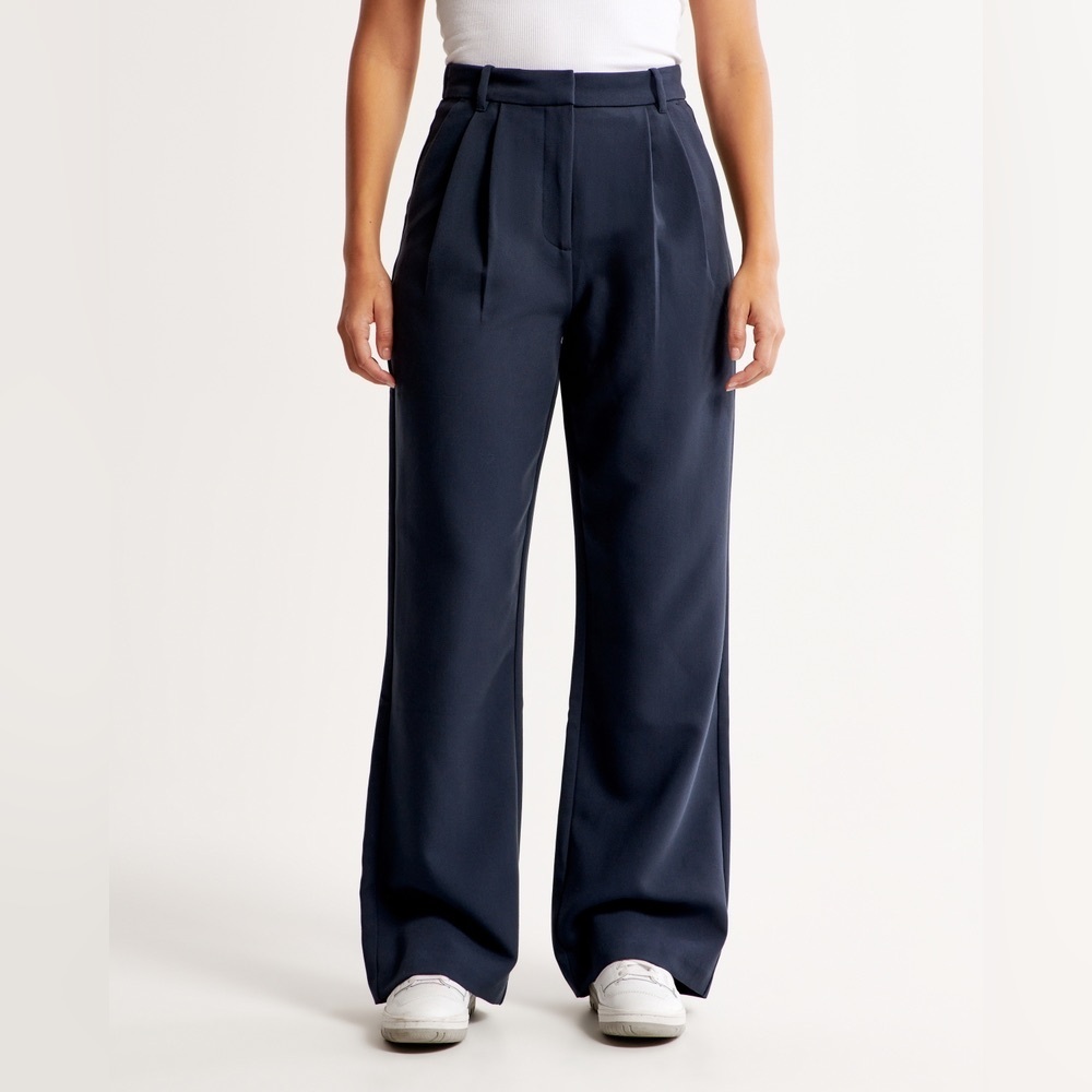 Abercrombie & Fitch Navy Garment - Picture 2 of 12